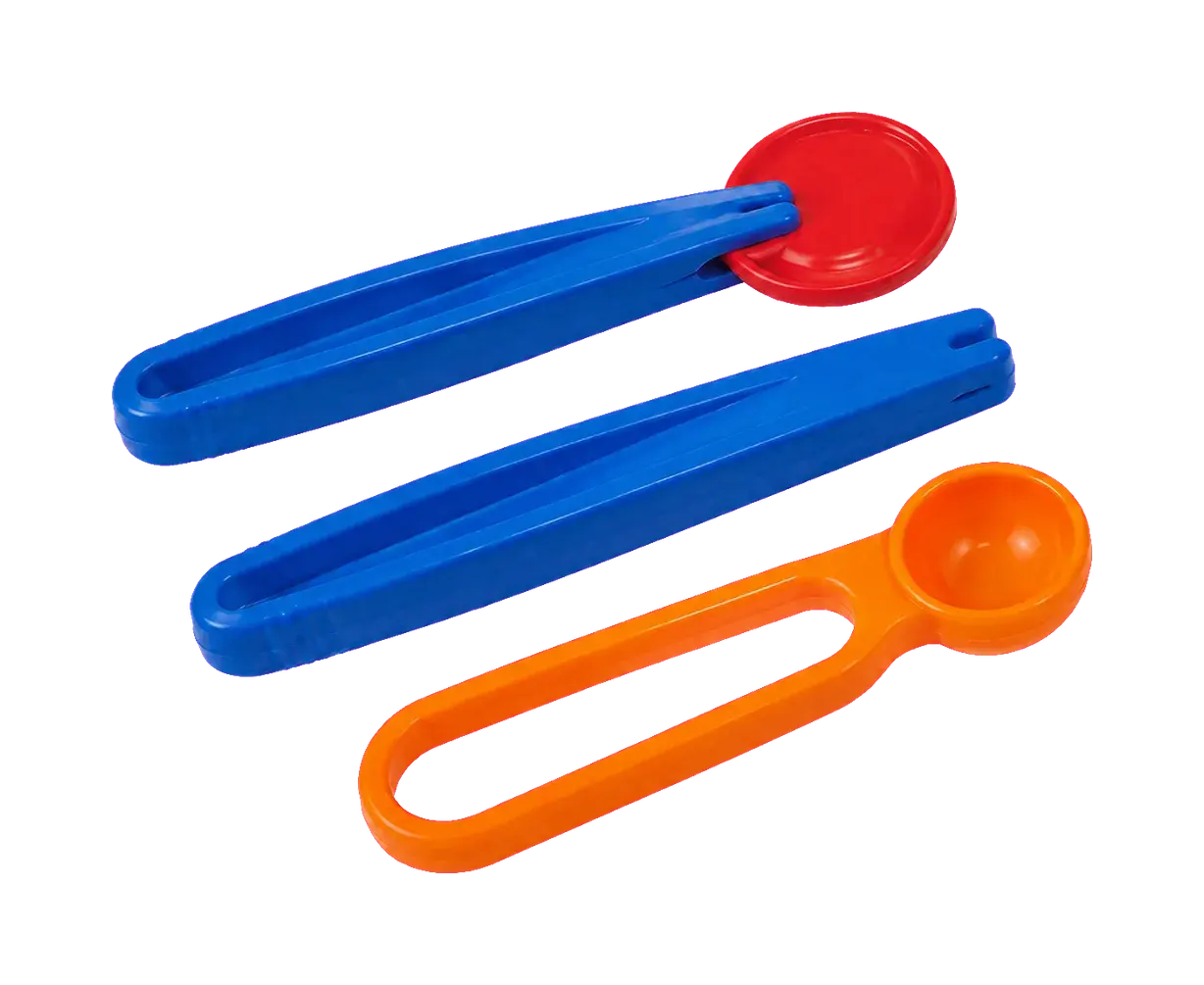 Blue and orange measuring spoons.